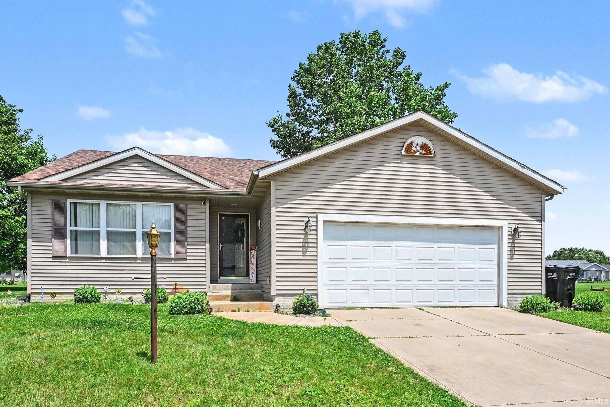 18185 SCARBOROUGH Lane