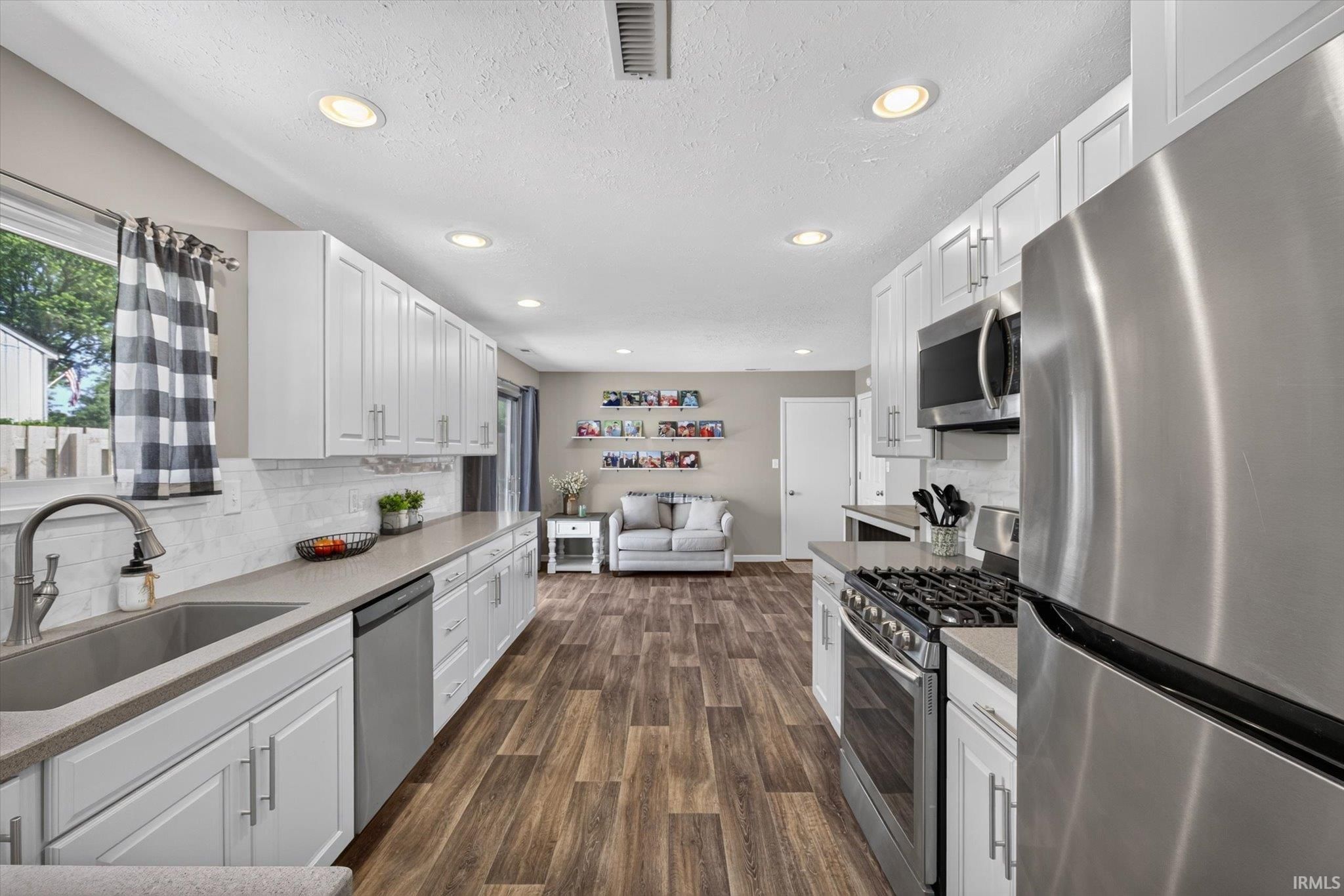Image of 9126 S Greenridge Lane