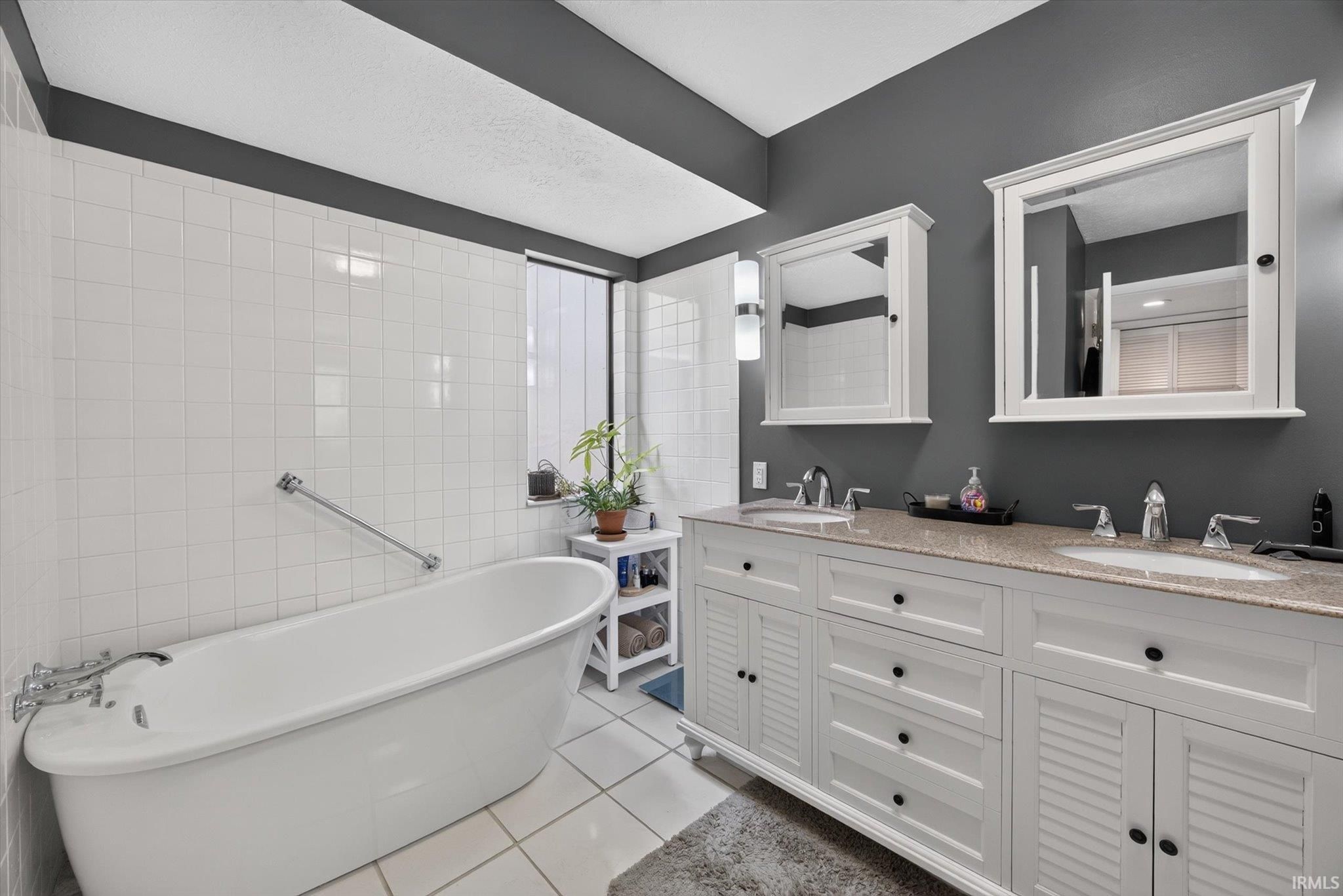 Image of 9126 S Greenridge Lane