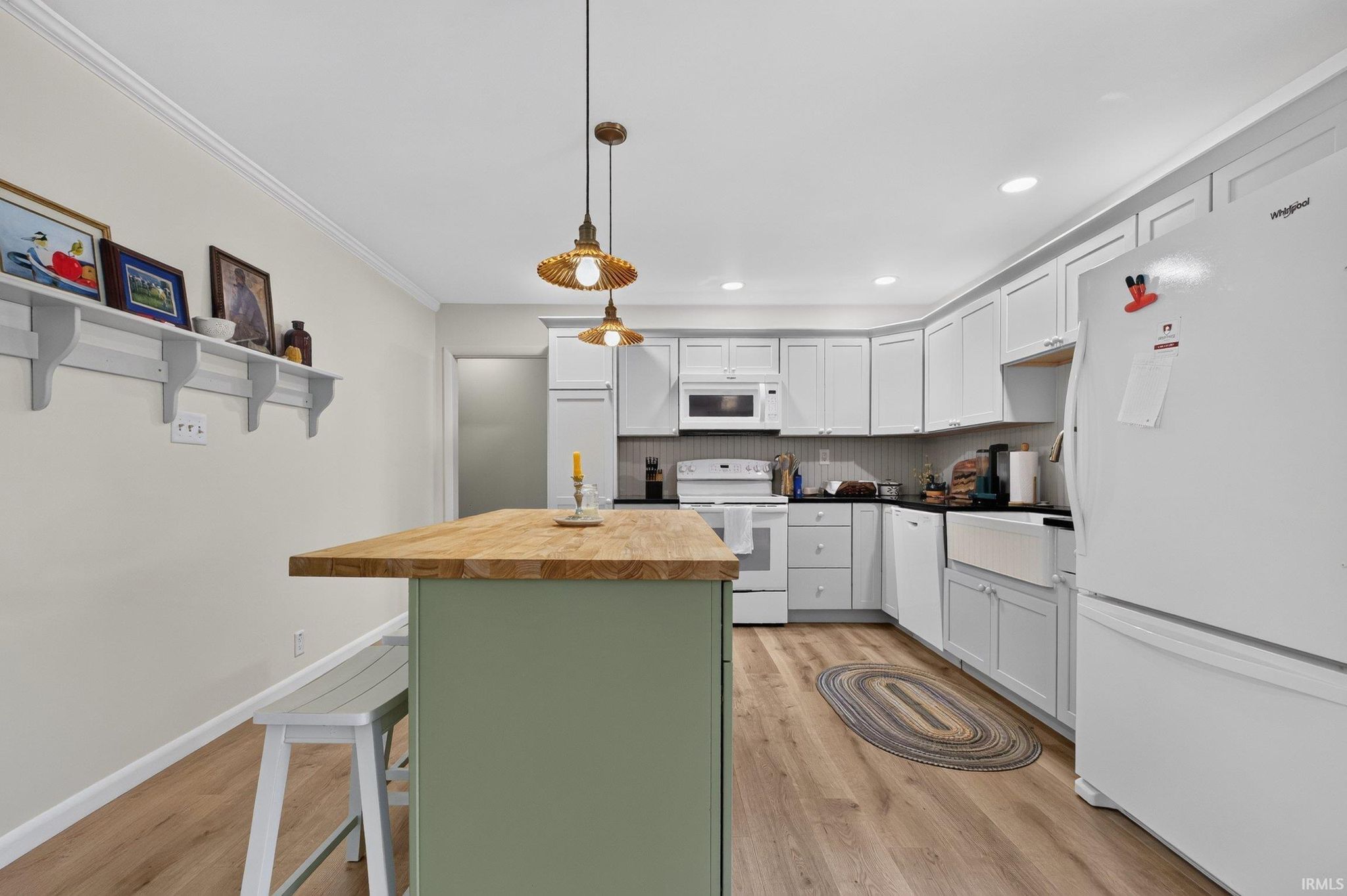 Image of 213 N Bayberry Lane