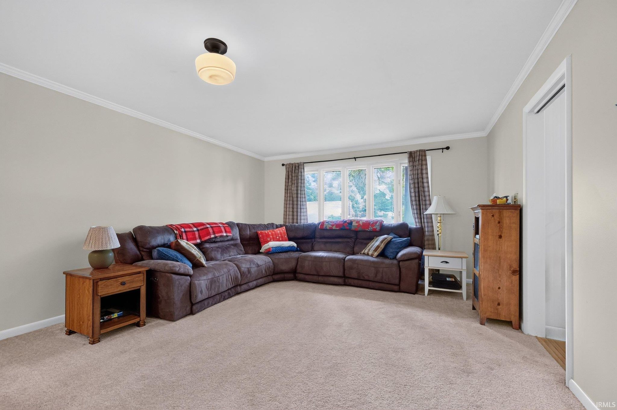 Image of 213 N Bayberry Lane